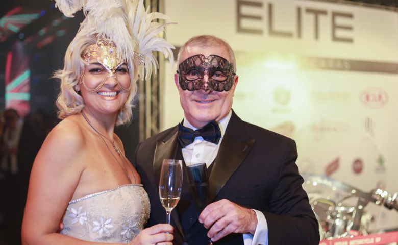Gran Gala de Máscaras a Elite Magazine