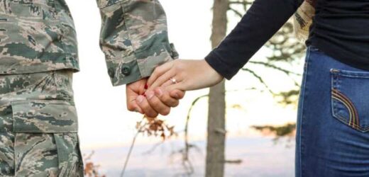 Ex mulher e esposa têm direito a cotas iguais de pensão de militar