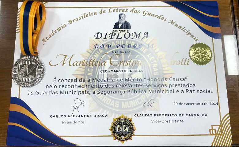Academia das Guardas Municipais empossa mais 3 novos membros